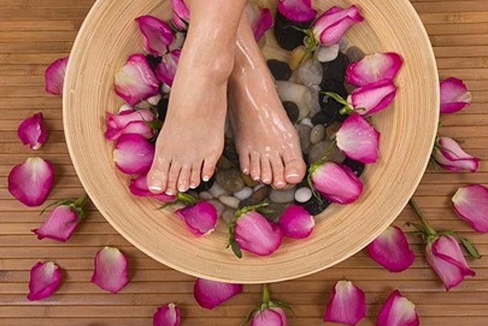 petalfoot Foot Soak at Hastings House