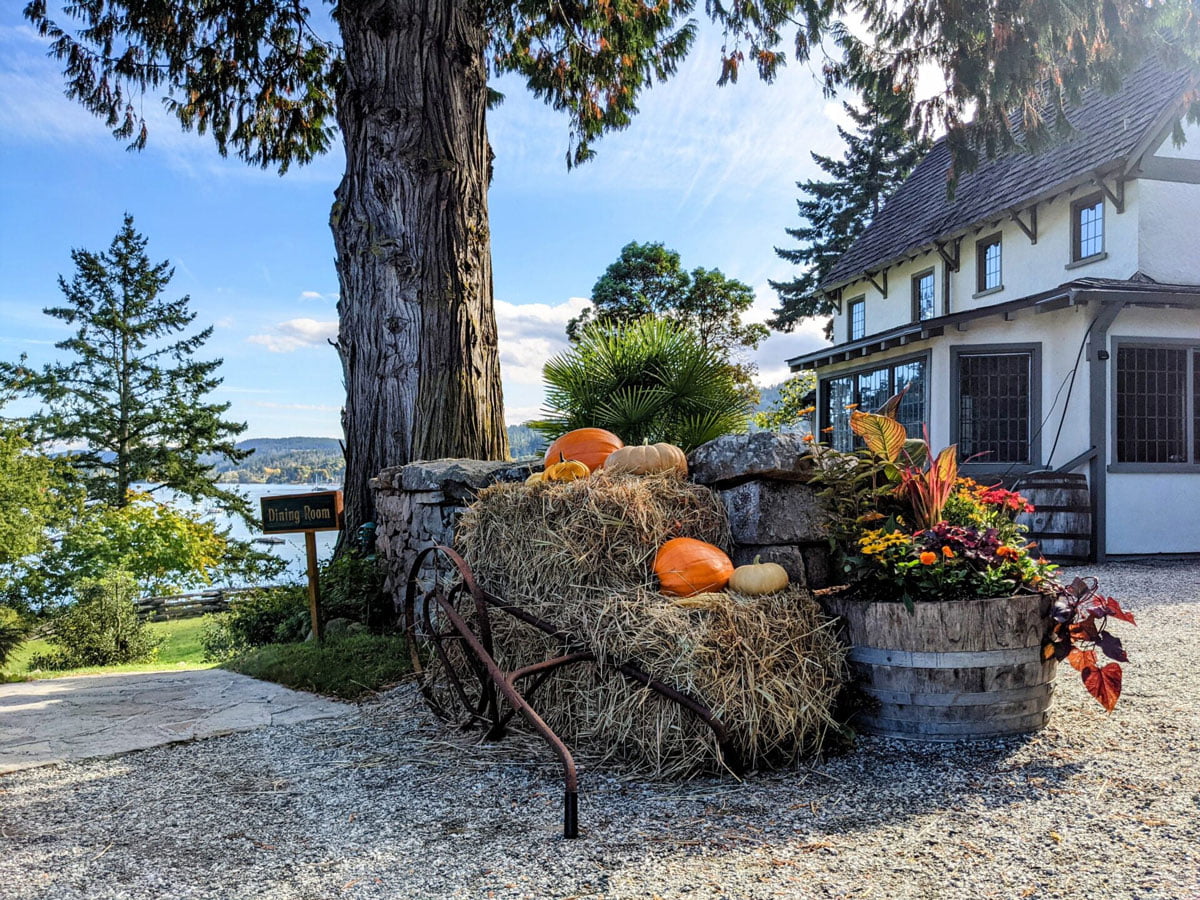 Fall at Hastings House