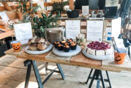 Hen And Hound Farm Stand