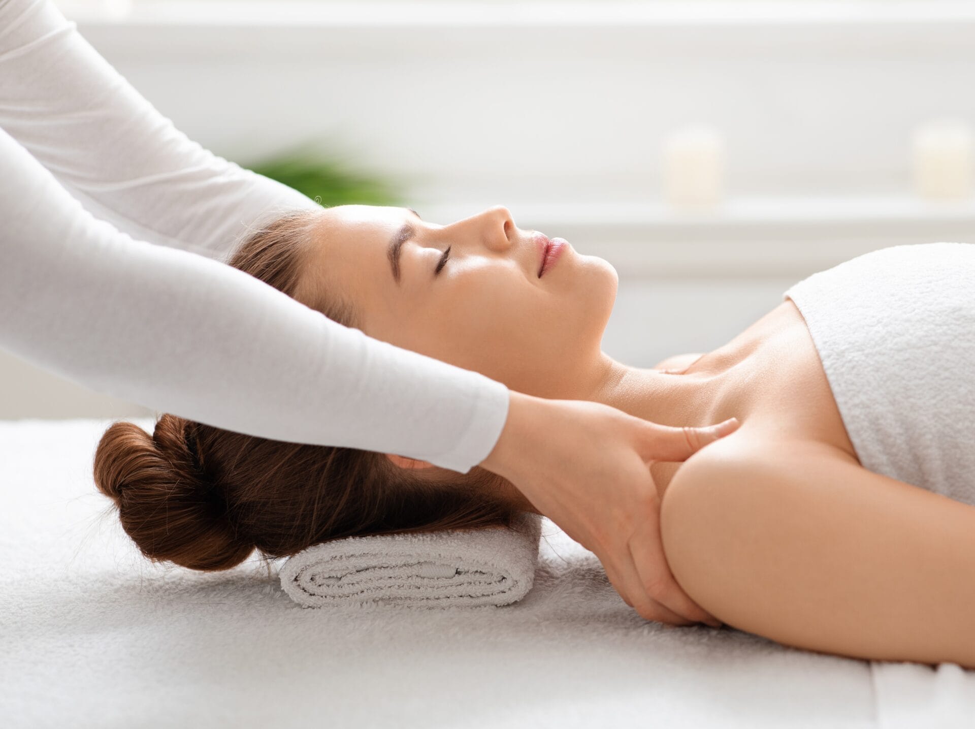 Neck Massage cropped Massage at Hastings House